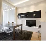 Old Town Tandeta & By Renters 아파트