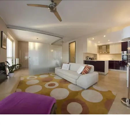 Old Town Tandeta & By Renters Apartment *