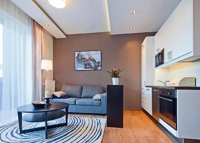 Old Town Tandeta & By Renters Apartment