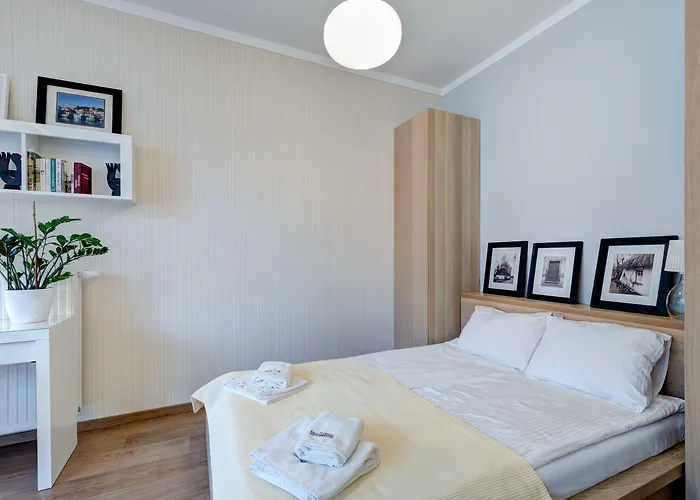 Old Town Tandeta & By Renters 公寓 *