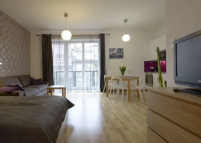 Old Town Tandeta & By Renters 格但斯克