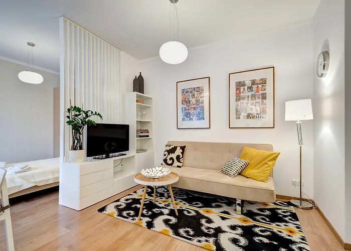 Old Town Tandeta & By Renters