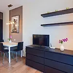 Old Town Tandeta & By Noclegi Renters *