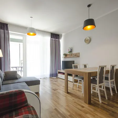 Old Town Tandeta & By Noclegi Renters Apartment