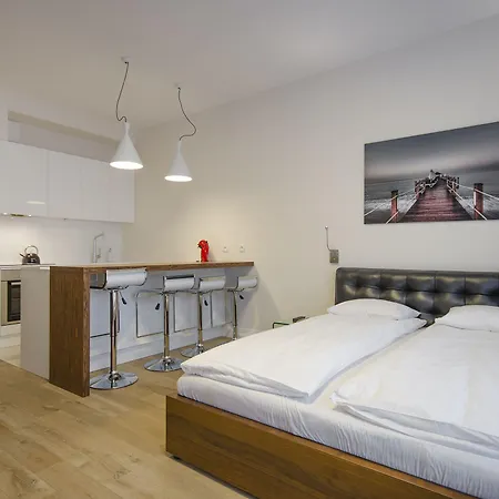 Old Town Tandeta & By Renters