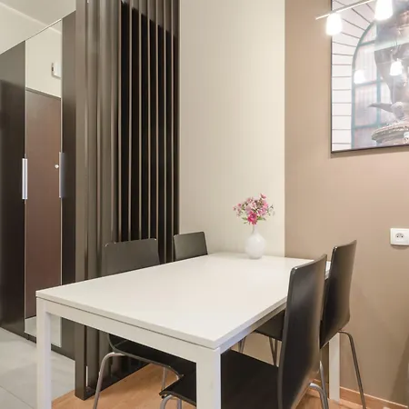 Old Town Tandeta & By Renters *