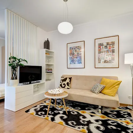 Old Town Tandeta & By Renters