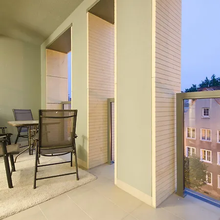 Old Town Tandeta & By Renters Apartamento *