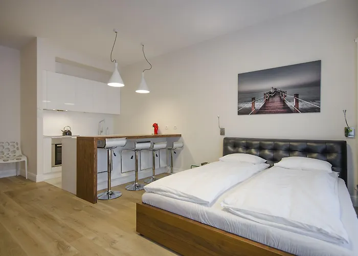 Old Town Tandeta & By Renters